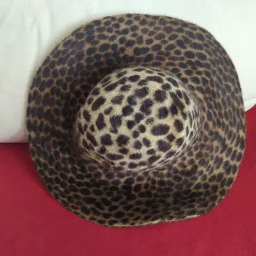 레오파드 무늬 울 햇