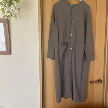 유니버셜 티슈 울 코트