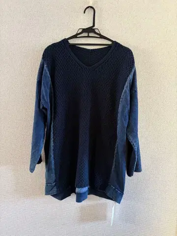 부즈루드 도킹 니트