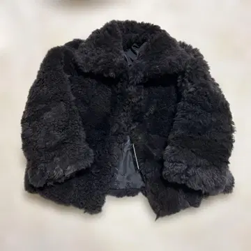 무스탕 코트 다크 그레이 숏 기장 블랙에 가까운