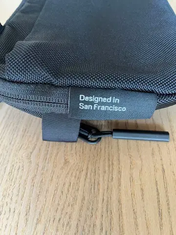 AIR 숄더백 새상품급