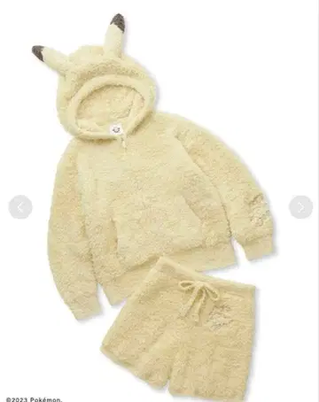 젤라피케 x 포켓몬 젤라토 후드티 & 숏팬츠 세트 피카츄