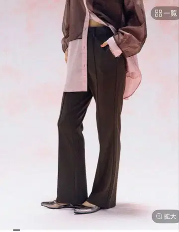 잘 늘어나는 핏 팬츠 브라운