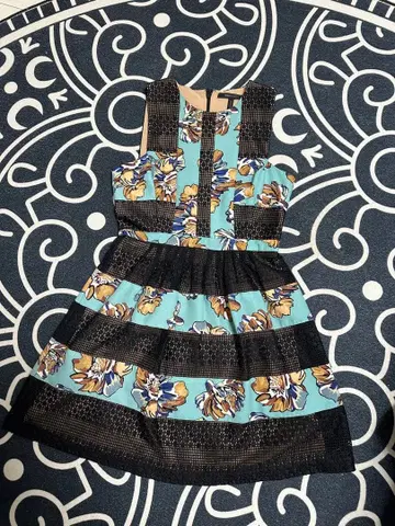 BCBGMAXAZRIA 슬리브리스 원피스 04