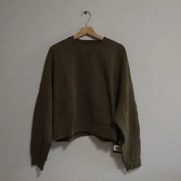 entire studios / box crew military