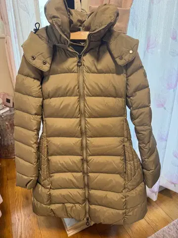 타트라스 다운 자켓