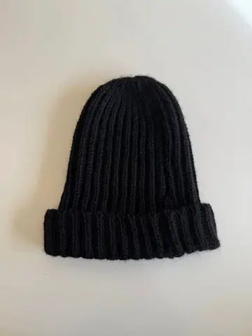ARMEN 니트 모자