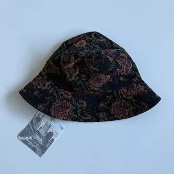 미사용 새상품 ENGINEEREDGARMENTS 플로럴 자카드 버킷 햇