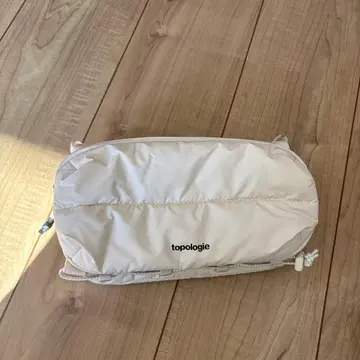 topologie 화이트 숄더백