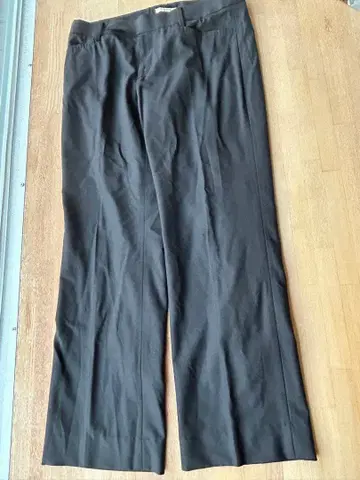 블랙 스트레이트 레그 슬랙스