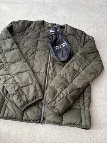[ 새상품급 ] TAION 여성용 다운 자켓 카키 L