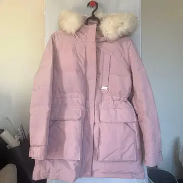 [ 새상품급 ] 퍼 달린 후드 옅은 핑크 다운 자켓