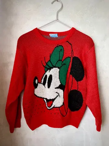 디즈니 미니 스웨터 사이즈 M