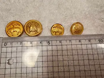 Brooks Brothers 골드 컬러 버튼 4개 세트