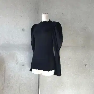 택 포함 새상품, 쫀득하고 따뜻한 하이넥 두꺼운 원단 티셔츠 블랙