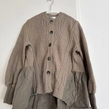 소노 카키 가디건