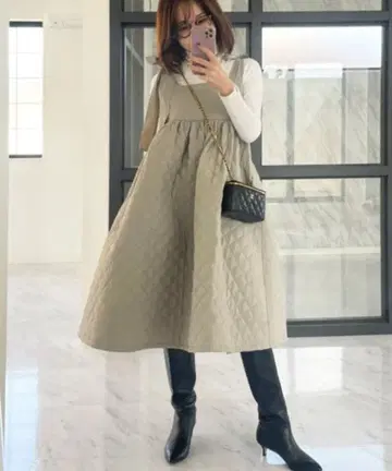 M y u 퀼팅 숄더 리본 원피스