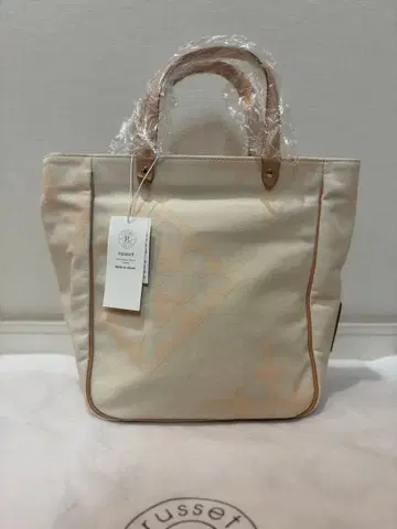 택 포함 새상품 russet 모노그램 토트백