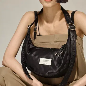 [STUDIOUS 별주] [신형] 나일론 문 숄더백/초승달 백