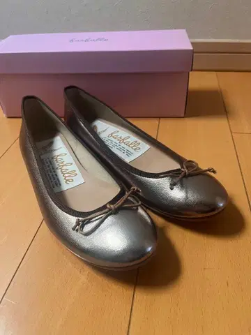 시착만 한 상품/파르팔레/메탈/발레 슈즈/사이즈 37/23.5