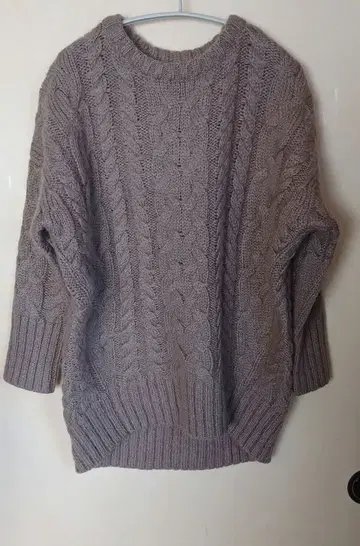 시착만 한 상품*Noble 케이블 짜임 니트 스웨터 브라운