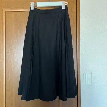 BLUE LABEL CRESTBRIDGE 블랙 플리츠 스커트 34