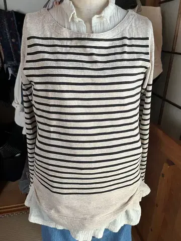 리제타 보더 긴팔 T셔츠