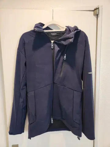 네이비 릴랙스 핏 후드티