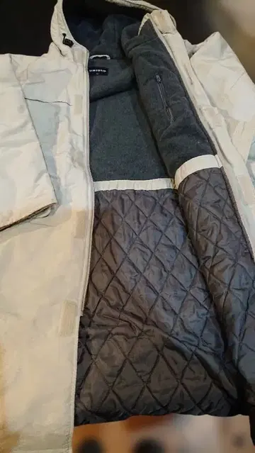 UNIQLO 후드 부착 자켓 XL 라이트 베이지