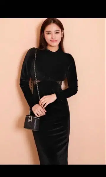 [ 미사용 새상품 ] Rady 벨로아 원피스