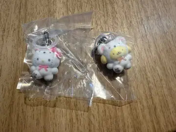 산리오 포근포근 스노우 메지루시 액세서리 헬로키티 폼폼푸딩