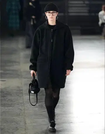 HYKE 푸드코트 25 겨울 MELTON CADET COAT