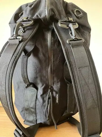 piorama 10 블랙 백팩 중형