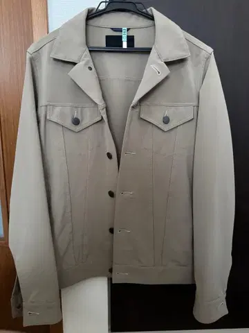 [새상품급] 하시모토 준 베이지 밀리터리 자켓 사이즈 2