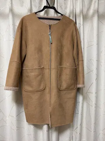 어반 리서치 도어스 보아 페이크 무스탕 리버서블 코트