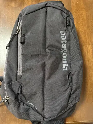 파타고니아 Atom sling 8L 아톰 슬링 블랙