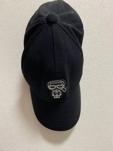 칼 라거펠트 캡 모자