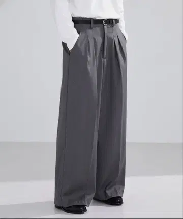 [ LUENNA ] 와이드 레그 투 턱 슬랙스