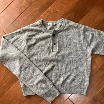 AURALEE 니트 사이즈 1