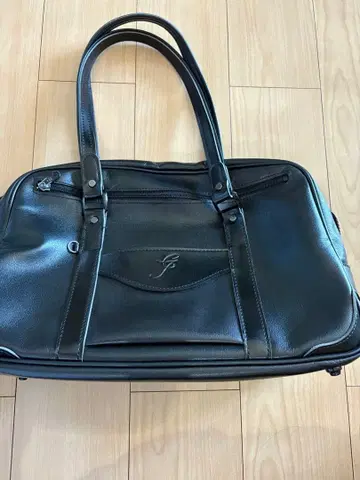 츠쿠시여학원고등학교 지정 가방