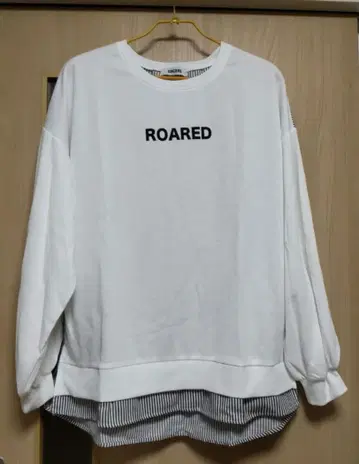 ROARED 로고 긴팔 T셔츠