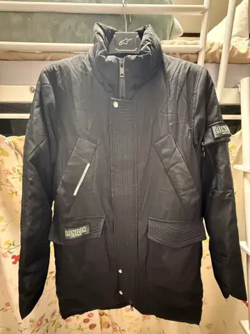 블랙 롱 다운 자켓 브랜드 불명