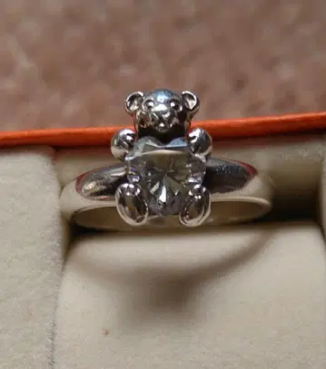 STAR JEWELRY 곰 모티브 하트석 반지