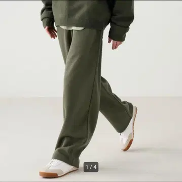 유니클로C 맨투맨 와이드 팬츠 카키