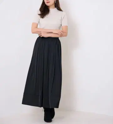 새상품 Her lip to Satin Long Skirt