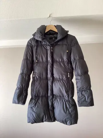 그레이 후드 부착 롱 다운 자켓