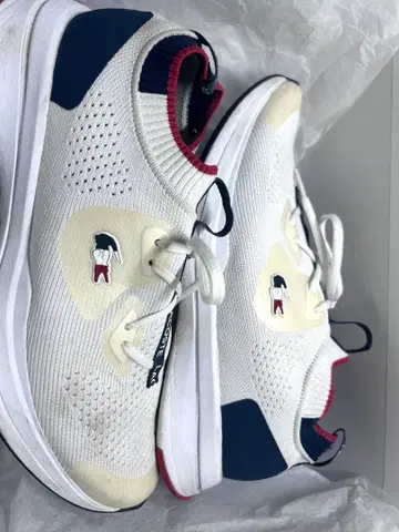 LACOSTE 니트 스니커즈 화이트