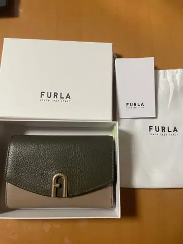 FURLA 접이식 지갑 올리브 그린