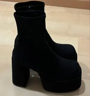 EMODA 벌키 플랜 숏 핏 부츠 L