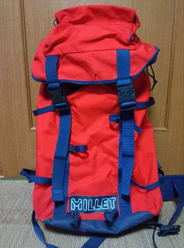 MILLET 백팩 빨간색